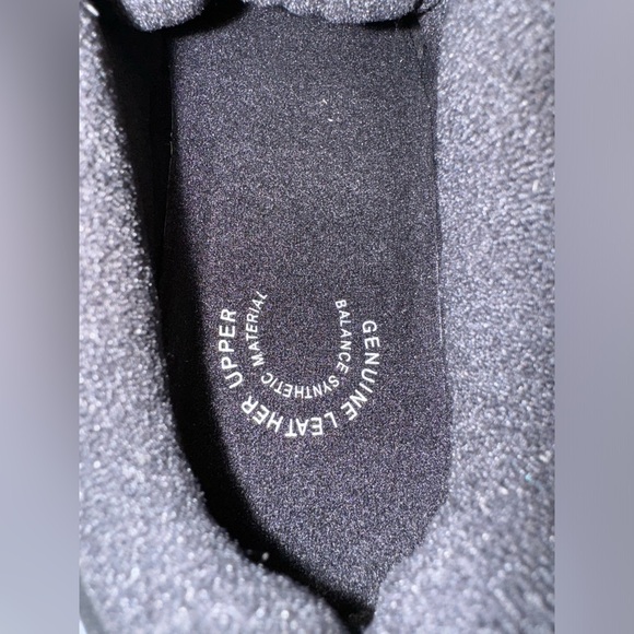 Red wing safety shoes - Picture 4 of 8